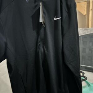 Nike Men's Black Windbreaker Jacket